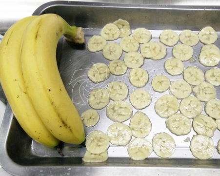 How to cut bananas into round slices without damaging them?cid=25